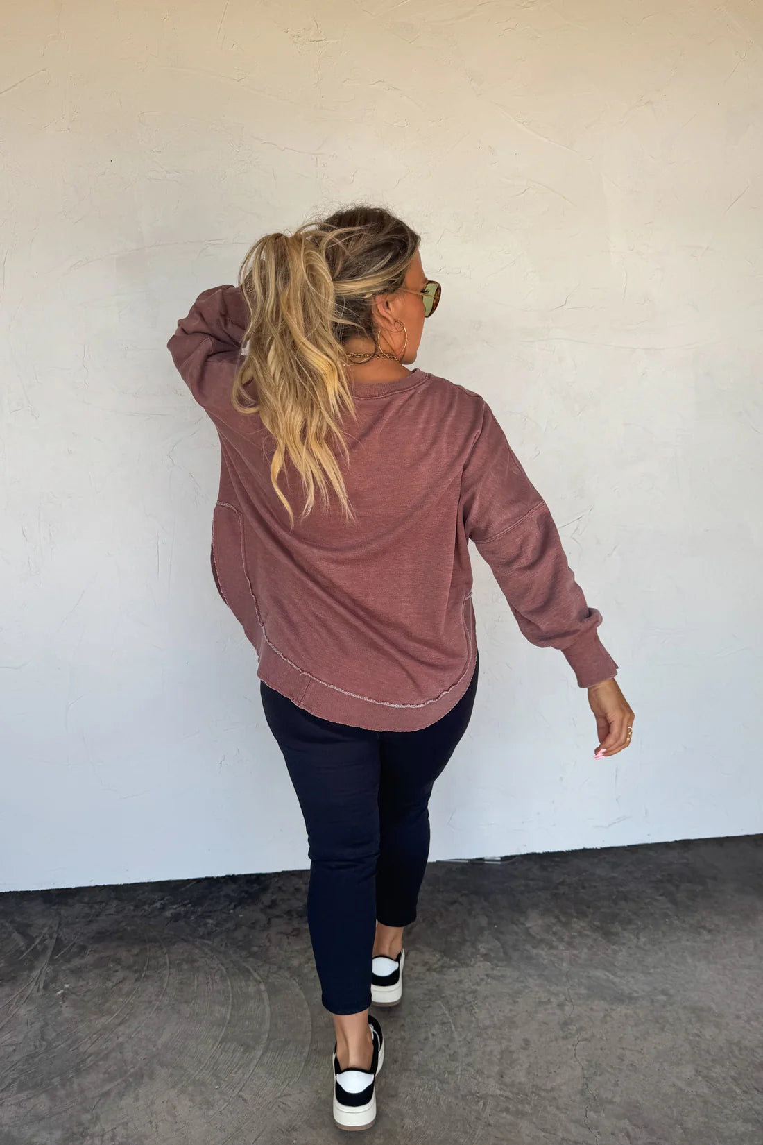 PREORDER- JOSS WASHED SWEATSHIRT- 11/17