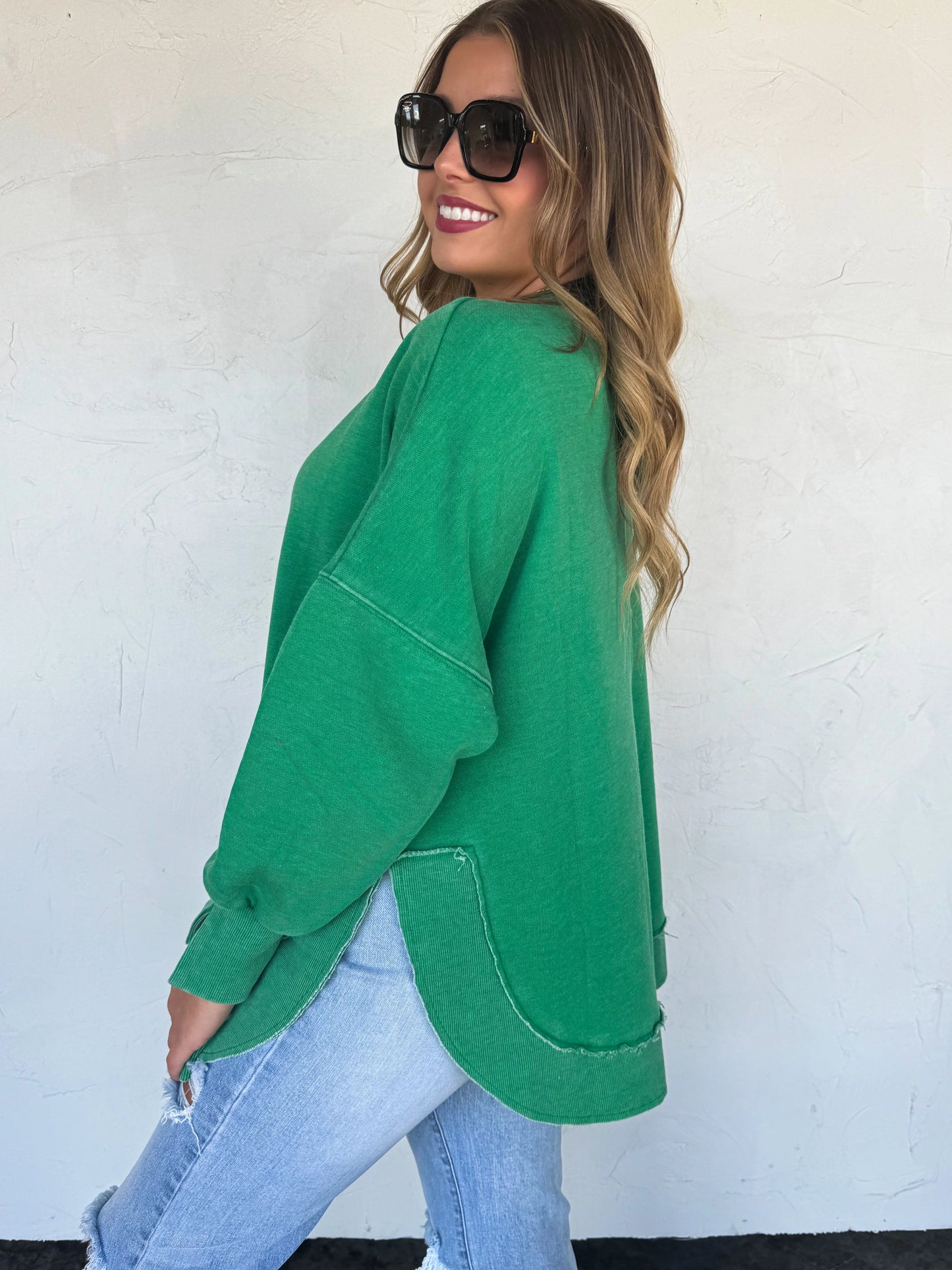 PREORDER- JOSS WASHED SWEATSHIRT- 11/17