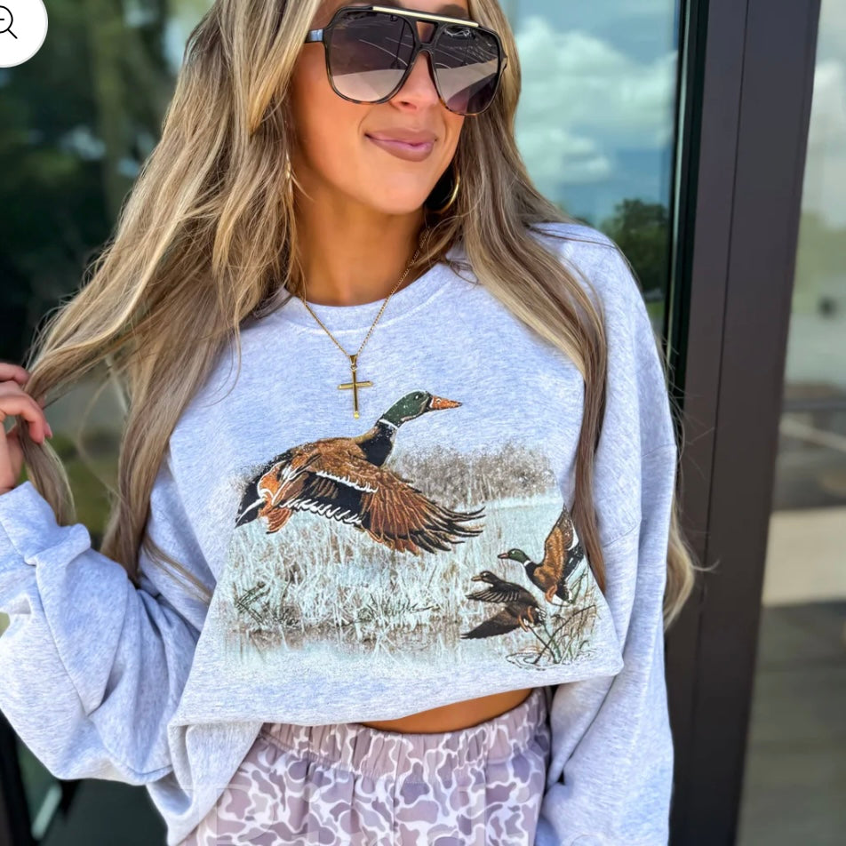 Vintage Duck Ash Gray Graphic Crewneck ready to ship!