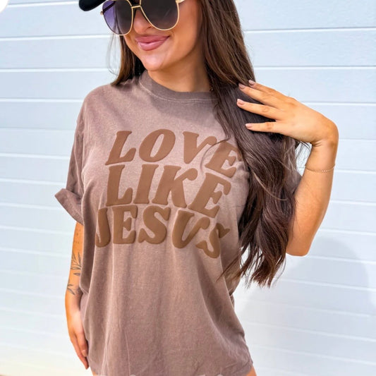 Love Like Jesus Vinyl Graphic Tee on Espresso