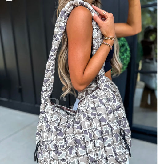 BIRDIE PREORDER Duck Camo Quilted Bag